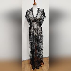 GORGEOUS LACE OVER PIECE